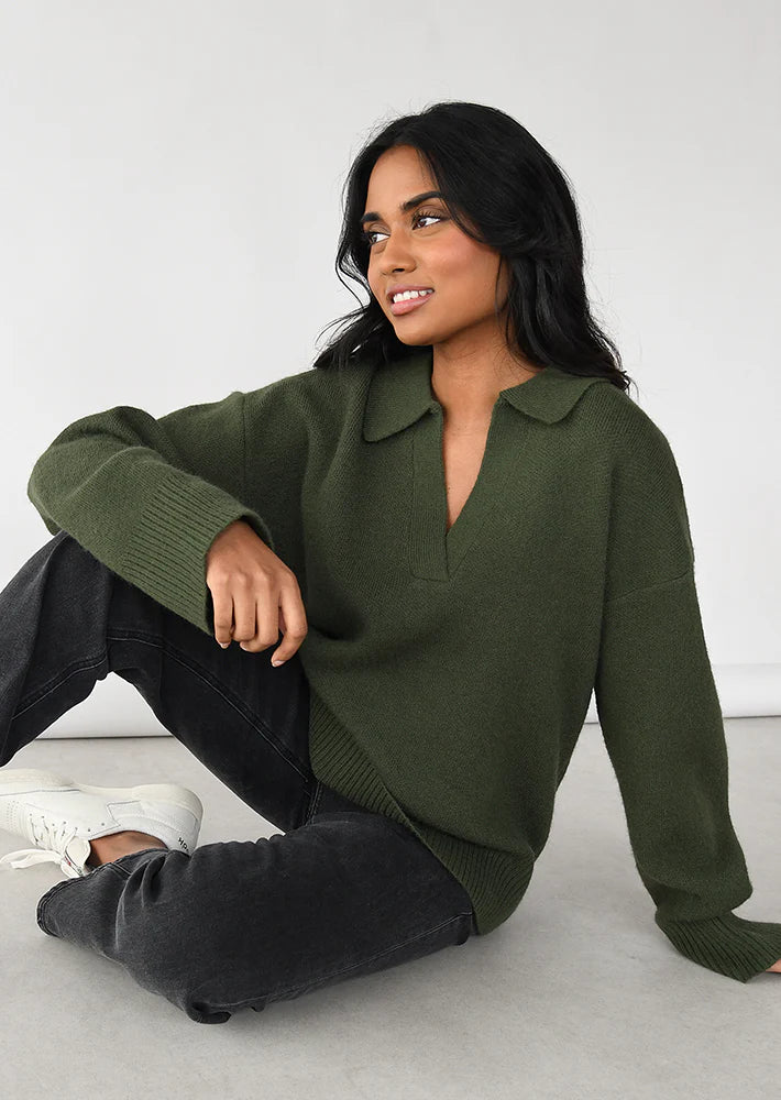 PRAHA -  RIB KNIT COLLAR SWEATER