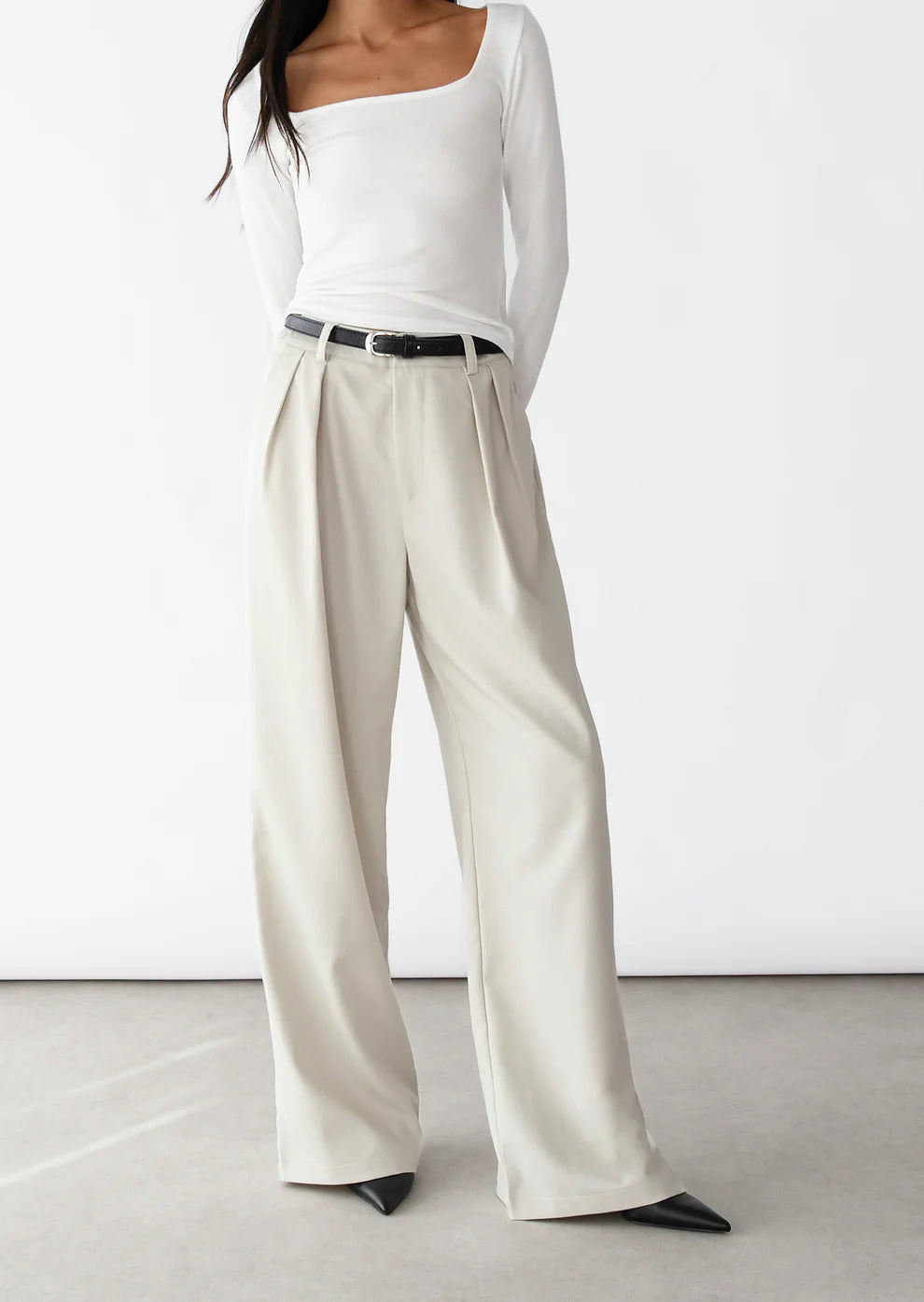 WIDELEG PLEATED PANTS