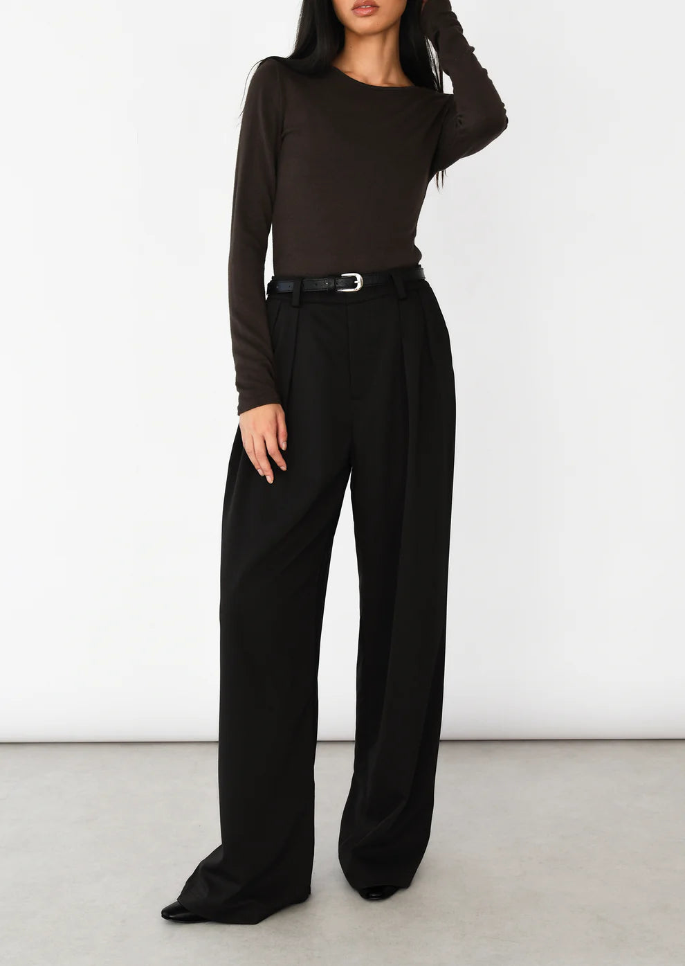 WIDELEG PLEATED PANTS